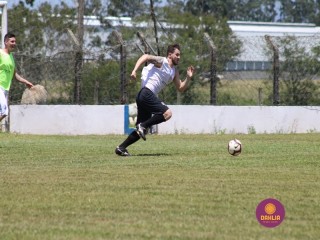 
<a style='margin-left: 5px;' class='btn btn-xs btn-social btn-facebook' href='https://www.facebook.com/sharer/sharer.php?u=https://www.boladovale.com.br/imgs/800-800-90/conteudo/fotos/1369/img0842.jpg' rel='popup' data-width='500' data-height='400'><i class='fa fa-facebook'></i>Compartilhar <span class='hidden-xs'>no Facebook</span>
</a> 
<a class='btn btn-default btn-xs' target='_blank' href='imgs/800-800-90/conteudo/fotos/1369/img0842.jpg'>
<span class='glyphicon glyphicon-cloud-download'></span> Salvar
</a> 
<span></span>