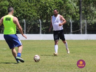 
<a style='margin-left: 5px;' class='btn btn-xs btn-social btn-facebook' href='https://www.facebook.com/sharer/sharer.php?u=https://www.boladovale.com.br/imgs/800-800-90/conteudo/fotos/1369/img0870.jpg' rel='popup' data-width='500' data-height='400'><i class='fa fa-facebook'></i>Compartilhar <span class='hidden-xs'>no Facebook</span>
</a> 
<a class='btn btn-default btn-xs' target='_blank' href='imgs/800-800-90/conteudo/fotos/1369/img0870.jpg'>
<span class='glyphicon glyphicon-cloud-download'></span> Salvar
</a> 
<span></span>