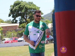 
<a style='margin-left: 5px;' class='btn btn-xs btn-social btn-facebook' href='https://www.facebook.com/sharer/sharer.php?u=https://www.boladovale.com.br/imgs/800-800-90/conteudo/fotos/1369/img0873.jpg' rel='popup' data-width='500' data-height='400'><i class='fa fa-facebook'></i>Compartilhar <span class='hidden-xs'>no Facebook</span>
</a> 
<a class='btn btn-default btn-xs' target='_blank' href='imgs/800-800-90/conteudo/fotos/1369/img0873.jpg'>
<span class='glyphicon glyphicon-cloud-download'></span> Salvar
</a> 
<span></span>