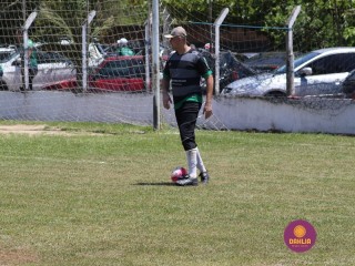 
<a style='margin-left: 5px;' class='btn btn-xs btn-social btn-facebook' href='https://www.facebook.com/sharer/sharer.php?u=https://www.boladovale.com.br/imgs/800-800-90/conteudo/fotos/1369/img0947.jpg' rel='popup' data-width='500' data-height='400'><i class='fa fa-facebook'></i>Compartilhar <span class='hidden-xs'>no Facebook</span>
</a> 
<a class='btn btn-default btn-xs' target='_blank' href='imgs/800-800-90/conteudo/fotos/1369/img0947.jpg'>
<span class='glyphicon glyphicon-cloud-download'></span> Salvar
</a> 
<span></span>