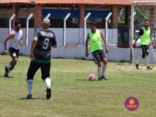 
<a style='margin-left: 5px;' class='btn btn-xs btn-social btn-facebook' href='https://www.facebook.com/sharer/sharer.php?u=https://www.boladovale.com.br/imgs/800-800-90/conteudo/fotos/1369/img0949.jpg' rel='popup' data-width='500' data-height='400'><i class='fa fa-facebook'></i>Compartilhar <span class='hidden-xs'>no Facebook</span>
</a> 
<a class='btn btn-default btn-xs' target='_blank' href='imgs/800-800-90/conteudo/fotos/1369/img0949.jpg'>
<span class='glyphicon glyphicon-cloud-download'></span> Salvar
</a> 
<span></span>