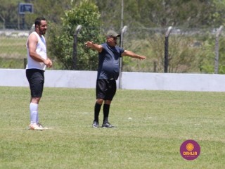 
<a style='margin-left: 5px;' class='btn btn-xs btn-social btn-facebook' href='https://www.facebook.com/sharer/sharer.php?u=https://www.boladovale.com.br/imgs/800-800-90/conteudo/fotos/1369/img0954.jpg' rel='popup' data-width='500' data-height='400'><i class='fa fa-facebook'></i>Compartilhar <span class='hidden-xs'>no Facebook</span>
</a> 
<a class='btn btn-default btn-xs' target='_blank' href='imgs/800-800-90/conteudo/fotos/1369/img0954.jpg'>
<span class='glyphicon glyphicon-cloud-download'></span> Salvar
</a> 
<span></span>