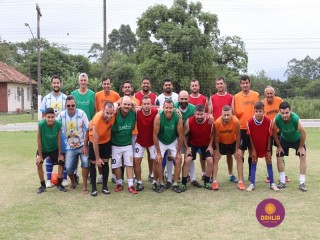 
<a style='margin-left: 5px;' class='btn btn-xs btn-social btn-facebook' href='https://www.facebook.com/sharer/sharer.php?u=https://www.boladovale.com.br/imgs/800-800-90/conteudo/fotos/1370/img1101.jpg' rel='popup' data-width='500' data-height='400'><i class='fa fa-facebook'></i>Compartilhar <span class='hidden-xs'>no Facebook</span>
</a> 
<a class='btn btn-default btn-xs' target='_blank' href='imgs/800-800-90/conteudo/fotos/1370/img1101.jpg'>
<span class='glyphicon glyphicon-cloud-download'></span> Salvar
</a> 
<span></span>