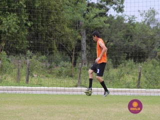 
<a style='margin-left: 5px;' class='btn btn-xs btn-social btn-facebook' href='https://www.facebook.com/sharer/sharer.php?u=https://www.boladovale.com.br/imgs/800-800-90/conteudo/fotos/1370/img1124.jpg' rel='popup' data-width='500' data-height='400'><i class='fa fa-facebook'></i>Compartilhar <span class='hidden-xs'>no Facebook</span>
</a> 
<a class='btn btn-default btn-xs' target='_blank' href='imgs/800-800-90/conteudo/fotos/1370/img1124.jpg'>
<span class='glyphicon glyphicon-cloud-download'></span> Salvar
</a> 
<span></span>