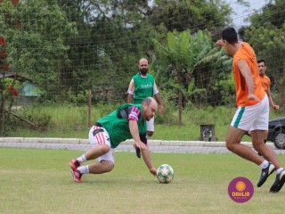 
<a style='margin-left: 5px;' class='btn btn-xs btn-social btn-facebook' href='https://www.facebook.com/sharer/sharer.php?u=https://www.boladovale.com.br/imgs/800-800-90/conteudo/fotos/1370/img1150.jpg' rel='popup' data-width='500' data-height='400'><i class='fa fa-facebook'></i>Compartilhar <span class='hidden-xs'>no Facebook</span>
</a> 
<a class='btn btn-default btn-xs' target='_blank' href='imgs/800-800-90/conteudo/fotos/1370/img1150.jpg'>
<span class='glyphicon glyphicon-cloud-download'></span> Salvar
</a> 
<span></span>