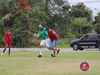 
<a style='margin-left: 5px;' class='btn btn-xs btn-social btn-facebook' href='https://www.facebook.com/sharer/sharer.php?u=https://www.boladovale.com.br/imgs/800-800-90/conteudo/fotos/1370/img1173.jpg' rel='popup' data-width='500' data-height='400'><i class='fa fa-facebook'></i>Compartilhar <span class='hidden-xs'>no Facebook</span>
</a> 
<a class='btn btn-default btn-xs' target='_blank' href='imgs/800-800-90/conteudo/fotos/1370/img1173.jpg'>
<span class='glyphicon glyphicon-cloud-download'></span> Salvar
</a> 
<span></span>