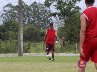 
<a style='margin-left: 5px;' class='btn btn-xs btn-social btn-facebook' href='https://www.facebook.com/sharer/sharer.php?u=https://www.boladovale.com.br/imgs/800-800-90/conteudo/fotos/1370/img1175.jpg' rel='popup' data-width='500' data-height='400'><i class='fa fa-facebook'></i>Compartilhar <span class='hidden-xs'>no Facebook</span>
</a> 
<a class='btn btn-default btn-xs' target='_blank' href='imgs/800-800-90/conteudo/fotos/1370/img1175.jpg'>
<span class='glyphicon glyphicon-cloud-download'></span> Salvar
</a> 
<span></span>