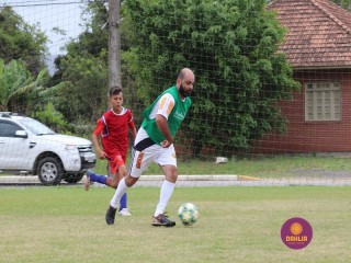 
<a style='margin-left: 5px;' class='btn btn-xs btn-social btn-facebook' href='https://www.facebook.com/sharer/sharer.php?u=https://www.boladovale.com.br/imgs/800-800-90/conteudo/fotos/1370/img1182.jpg' rel='popup' data-width='500' data-height='400'><i class='fa fa-facebook'></i>Compartilhar <span class='hidden-xs'>no Facebook</span>
</a> 
<a class='btn btn-default btn-xs' target='_blank' href='imgs/800-800-90/conteudo/fotos/1370/img1182.jpg'>
<span class='glyphicon glyphicon-cloud-download'></span> Salvar
</a> 
<span></span>