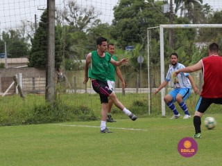 
<a style='margin-left: 5px;' class='btn btn-xs btn-social btn-facebook' href='https://www.facebook.com/sharer/sharer.php?u=https://www.boladovale.com.br/imgs/800-800-90/conteudo/fotos/1370/img1195.jpg' rel='popup' data-width='500' data-height='400'><i class='fa fa-facebook'></i>Compartilhar <span class='hidden-xs'>no Facebook</span>
</a> 
<a class='btn btn-default btn-xs' target='_blank' href='imgs/800-800-90/conteudo/fotos/1370/img1195.jpg'>
<span class='glyphicon glyphicon-cloud-download'></span> Salvar
</a> 
<span></span>