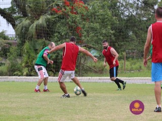 
<a style='margin-left: 5px;' class='btn btn-xs btn-social btn-facebook' href='https://www.facebook.com/sharer/sharer.php?u=https://www.boladovale.com.br/imgs/800-800-90/conteudo/fotos/1370/img1255.jpg' rel='popup' data-width='500' data-height='400'><i class='fa fa-facebook'></i>Compartilhar <span class='hidden-xs'>no Facebook</span>
</a> 
<a class='btn btn-default btn-xs' target='_blank' href='imgs/800-800-90/conteudo/fotos/1370/img1255.jpg'>
<span class='glyphicon glyphicon-cloud-download'></span> Salvar
</a> 
<span></span>