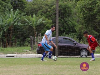 
<a style='margin-left: 5px;' class='btn btn-xs btn-social btn-facebook' href='https://www.facebook.com/sharer/sharer.php?u=https://www.boladovale.com.br/imgs/800-800-90/conteudo/fotos/1370/img1338.jpg' rel='popup' data-width='500' data-height='400'><i class='fa fa-facebook'></i>Compartilhar <span class='hidden-xs'>no Facebook</span>
</a> 
<a class='btn btn-default btn-xs' target='_blank' href='imgs/800-800-90/conteudo/fotos/1370/img1338.jpg'>
<span class='glyphicon glyphicon-cloud-download'></span> Salvar
</a> 
<span></span>