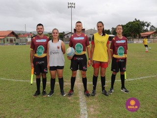 
<a style='margin-left: 5px;' class='btn btn-xs btn-social btn-facebook' href='https://www.facebook.com/sharer/sharer.php?u=https://www.boladovale.com.br/imgs/800-800-90/conteudo/fotos/1371/img1363.jpg' rel='popup' data-width='500' data-height='400'><i class='fa fa-facebook'></i>Compartilhar <span class='hidden-xs'>no Facebook</span>
</a> 
<a class='btn btn-default btn-xs' target='_blank' href='imgs/800-800-90/conteudo/fotos/1371/img1363.jpg'>
<span class='glyphicon glyphicon-cloud-download'></span> Salvar
</a> 
<span></span>