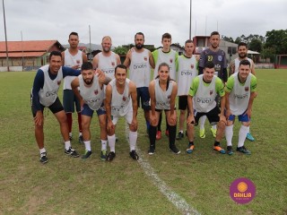 
<a style='margin-left: 5px;' class='btn btn-xs btn-social btn-facebook' href='https://www.facebook.com/sharer/sharer.php?u=https://www.boladovale.com.br/imgs/800-800-90/conteudo/fotos/1371/img1369.jpg' rel='popup' data-width='500' data-height='400'><i class='fa fa-facebook'></i>Compartilhar <span class='hidden-xs'>no Facebook</span>
</a> 
<a class='btn btn-default btn-xs' target='_blank' href='imgs/800-800-90/conteudo/fotos/1371/img1369.jpg'>
<span class='glyphicon glyphicon-cloud-download'></span> Salvar
</a> 
<span></span>
