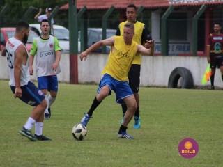 
<a style='margin-left: 5px;' class='btn btn-xs btn-social btn-facebook' href='https://www.facebook.com/sharer/sharer.php?u=https://www.boladovale.com.br/imgs/800-800-90/conteudo/fotos/1371/img1417.jpg' rel='popup' data-width='500' data-height='400'><i class='fa fa-facebook'></i>Compartilhar <span class='hidden-xs'>no Facebook</span>
</a> 
<a class='btn btn-default btn-xs' target='_blank' href='imgs/800-800-90/conteudo/fotos/1371/img1417.jpg'>
<span class='glyphicon glyphicon-cloud-download'></span> Salvar
</a> 
<span></span>