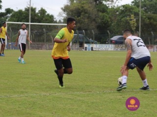 
<a style='margin-left: 5px;' class='btn btn-xs btn-social btn-facebook' href='https://www.facebook.com/sharer/sharer.php?u=https://www.boladovale.com.br/imgs/800-800-90/conteudo/fotos/1371/img1427.jpg' rel='popup' data-width='500' data-height='400'><i class='fa fa-facebook'></i>Compartilhar <span class='hidden-xs'>no Facebook</span>
</a> 
<a class='btn btn-default btn-xs' target='_blank' href='imgs/800-800-90/conteudo/fotos/1371/img1427.jpg'>
<span class='glyphicon glyphicon-cloud-download'></span> Salvar
</a> 
<span></span>