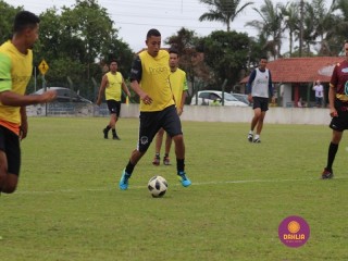 
<a style='margin-left: 5px;' class='btn btn-xs btn-social btn-facebook' href='https://www.facebook.com/sharer/sharer.php?u=https://www.boladovale.com.br/imgs/800-800-90/conteudo/fotos/1371/img1428.jpg' rel='popup' data-width='500' data-height='400'><i class='fa fa-facebook'></i>Compartilhar <span class='hidden-xs'>no Facebook</span>
</a> 
<a class='btn btn-default btn-xs' target='_blank' href='imgs/800-800-90/conteudo/fotos/1371/img1428.jpg'>
<span class='glyphicon glyphicon-cloud-download'></span> Salvar
</a> 
<span></span>