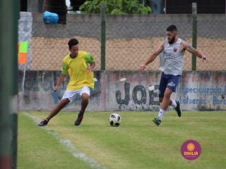 
<a style='margin-left: 5px;' class='btn btn-xs btn-social btn-facebook' href='https://www.facebook.com/sharer/sharer.php?u=https://www.boladovale.com.br/imgs/800-800-90/conteudo/fotos/1371/img1459.jpg' rel='popup' data-width='500' data-height='400'><i class='fa fa-facebook'></i>Compartilhar <span class='hidden-xs'>no Facebook</span>
</a> 
<a class='btn btn-default btn-xs' target='_blank' href='imgs/800-800-90/conteudo/fotos/1371/img1459.jpg'>
<span class='glyphicon glyphicon-cloud-download'></span> Salvar
</a> 
<span></span>