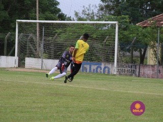 
<a style='margin-left: 5px;' class='btn btn-xs btn-social btn-facebook' href='https://www.facebook.com/sharer/sharer.php?u=https://www.boladovale.com.br/imgs/800-800-90/conteudo/fotos/1371/img1474.jpg' rel='popup' data-width='500' data-height='400'><i class='fa fa-facebook'></i>Compartilhar <span class='hidden-xs'>no Facebook</span>
</a> 
<a class='btn btn-default btn-xs' target='_blank' href='imgs/800-800-90/conteudo/fotos/1371/img1474.jpg'>
<span class='glyphicon glyphicon-cloud-download'></span> Salvar
</a> 
<span></span>