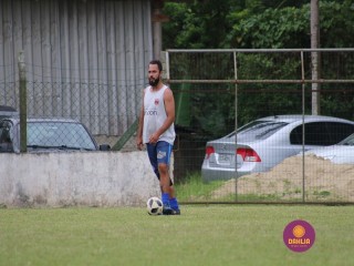 
<a style='margin-left: 5px;' class='btn btn-xs btn-social btn-facebook' href='https://www.facebook.com/sharer/sharer.php?u=https://www.boladovale.com.br/imgs/800-800-90/conteudo/fotos/1371/img1475.jpg' rel='popup' data-width='500' data-height='400'><i class='fa fa-facebook'></i>Compartilhar <span class='hidden-xs'>no Facebook</span>
</a> 
<a class='btn btn-default btn-xs' target='_blank' href='imgs/800-800-90/conteudo/fotos/1371/img1475.jpg'>
<span class='glyphicon glyphicon-cloud-download'></span> Salvar
</a> 
<span></span>