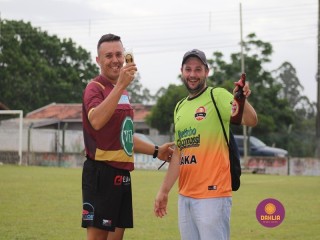 
<a style='margin-left: 5px;' class='btn btn-xs btn-social btn-facebook' href='https://www.facebook.com/sharer/sharer.php?u=https://www.boladovale.com.br/imgs/800-800-90/conteudo/fotos/1371/img1563.jpg' rel='popup' data-width='500' data-height='400'><i class='fa fa-facebook'></i>Compartilhar <span class='hidden-xs'>no Facebook</span>
</a> 
<a class='btn btn-default btn-xs' target='_blank' href='imgs/800-800-90/conteudo/fotos/1371/img1563.jpg'>
<span class='glyphicon glyphicon-cloud-download'></span> Salvar
</a> 
<span></span>