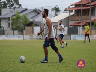 
<a style='margin-left: 5px;' class='btn btn-xs btn-social btn-facebook' href='https://www.facebook.com/sharer/sharer.php?u=https://www.boladovale.com.br/imgs/800-800-90/conteudo/fotos/1371/img1570.jpg' rel='popup' data-width='500' data-height='400'><i class='fa fa-facebook'></i>Compartilhar <span class='hidden-xs'>no Facebook</span>
</a> 
<a class='btn btn-default btn-xs' target='_blank' href='imgs/800-800-90/conteudo/fotos/1371/img1570.jpg'>
<span class='glyphicon glyphicon-cloud-download'></span> Salvar
</a> 
<span></span>
