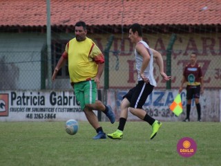 
<a style='margin-left: 5px;' class='btn btn-xs btn-social btn-facebook' href='https://www.facebook.com/sharer/sharer.php?u=https://www.boladovale.com.br/imgs/800-800-90/conteudo/fotos/1371/img1581.jpg' rel='popup' data-width='500' data-height='400'><i class='fa fa-facebook'></i>Compartilhar <span class='hidden-xs'>no Facebook</span>
</a> 
<a class='btn btn-default btn-xs' target='_blank' href='imgs/800-800-90/conteudo/fotos/1371/img1581.jpg'>
<span class='glyphicon glyphicon-cloud-download'></span> Salvar
</a> 
<span></span>