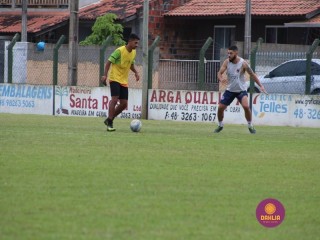 
<a style='margin-left: 5px;' class='btn btn-xs btn-social btn-facebook' href='https://www.facebook.com/sharer/sharer.php?u=https://www.boladovale.com.br/imgs/800-800-90/conteudo/fotos/1371/img1590.jpg' rel='popup' data-width='500' data-height='400'><i class='fa fa-facebook'></i>Compartilhar <span class='hidden-xs'>no Facebook</span>
</a> 
<a class='btn btn-default btn-xs' target='_blank' href='imgs/800-800-90/conteudo/fotos/1371/img1590.jpg'>
<span class='glyphicon glyphicon-cloud-download'></span> Salvar
</a> 
<span></span>