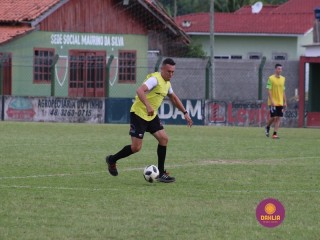
<a style='margin-left: 5px;' class='btn btn-xs btn-social btn-facebook' href='https://www.facebook.com/sharer/sharer.php?u=https://www.boladovale.com.br/imgs/800-800-90/conteudo/fotos/1371/img1647.jpg' rel='popup' data-width='500' data-height='400'><i class='fa fa-facebook'></i>Compartilhar <span class='hidden-xs'>no Facebook</span>
</a> 
<a class='btn btn-default btn-xs' target='_blank' href='imgs/800-800-90/conteudo/fotos/1371/img1647.jpg'>
<span class='glyphicon glyphicon-cloud-download'></span> Salvar
</a> 
<span></span>