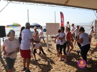 
<a style='margin-left: 5px;' class='btn btn-xs btn-social btn-facebook' href='https://www.facebook.com/sharer/sharer.php?u=https://www.boladovale.com.br/imgs/800-800-90/conteudo/fotos/1372/img2699.jpg' rel='popup' data-width='500' data-height='400'><i class='fa fa-facebook'></i>Compartilhar <span class='hidden-xs'>no Facebook</span>
</a> 
<a class='btn btn-default btn-xs' target='_blank' href='imgs/800-800-90/conteudo/fotos/1372/img2699.jpg'>
<span class='glyphicon glyphicon-cloud-download'></span> Salvar
</a> 
<span></span>