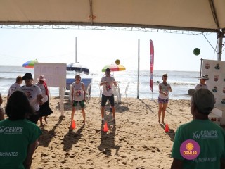 
<a style='margin-left: 5px;' class='btn btn-xs btn-social btn-facebook' href='https://www.facebook.com/sharer/sharer.php?u=https://www.boladovale.com.br/imgs/800-800-90/conteudo/fotos/1372/img2706.jpg' rel='popup' data-width='500' data-height='400'><i class='fa fa-facebook'></i>Compartilhar <span class='hidden-xs'>no Facebook</span>
</a> 
<a class='btn btn-default btn-xs' target='_blank' href='imgs/800-800-90/conteudo/fotos/1372/img2706.jpg'>
<span class='glyphicon glyphicon-cloud-download'></span> Salvar
</a> 
<span></span>