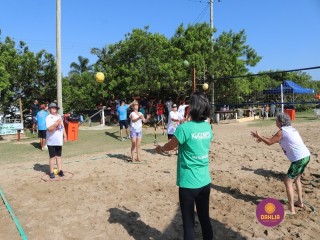 
<a style='margin-left: 5px;' class='btn btn-xs btn-social btn-facebook' href='https://www.facebook.com/sharer/sharer.php?u=https://www.boladovale.com.br/imgs/800-800-90/conteudo/fotos/1372/img2736.jpg' rel='popup' data-width='500' data-height='400'><i class='fa fa-facebook'></i>Compartilhar <span class='hidden-xs'>no Facebook</span>
</a> 
<a class='btn btn-default btn-xs' target='_blank' href='imgs/800-800-90/conteudo/fotos/1372/img2736.jpg'>
<span class='glyphicon glyphicon-cloud-download'></span> Salvar
</a> 
<span></span>