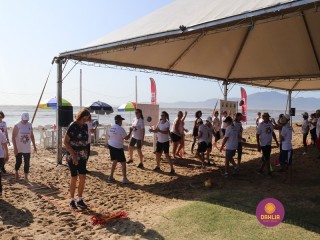 
<a style='margin-left: 5px;' class='btn btn-xs btn-social btn-facebook' href='https://www.facebook.com/sharer/sharer.php?u=https://www.boladovale.com.br/imgs/800-800-90/conteudo/fotos/1372/img2738.jpg' rel='popup' data-width='500' data-height='400'><i class='fa fa-facebook'></i>Compartilhar <span class='hidden-xs'>no Facebook</span>
</a> 
<a class='btn btn-default btn-xs' target='_blank' href='imgs/800-800-90/conteudo/fotos/1372/img2738.jpg'>
<span class='glyphicon glyphicon-cloud-download'></span> Salvar
</a> 
<span></span>