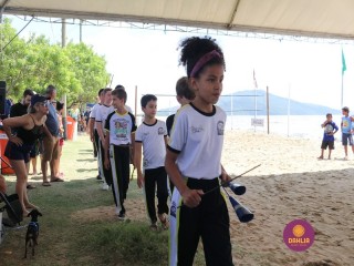 
<a style='margin-left: 5px;' class='btn btn-xs btn-social btn-facebook' href='https://www.facebook.com/sharer/sharer.php?u=https://www.boladovale.com.br/imgs/800-800-90/conteudo/fotos/1375/img2909.jpg' rel='popup' data-width='500' data-height='400'><i class='fa fa-facebook'></i>Compartilhar <span class='hidden-xs'>no Facebook</span>
</a> 
<a class='btn btn-default btn-xs' target='_blank' href='imgs/800-800-90/conteudo/fotos/1375/img2909.jpg'>
<span class='glyphicon glyphicon-cloud-download'></span> Salvar
</a> 
<span></span>