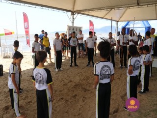 
<a style='margin-left: 5px;' class='btn btn-xs btn-social btn-facebook' href='https://www.facebook.com/sharer/sharer.php?u=https://www.boladovale.com.br/imgs/800-800-90/conteudo/fotos/1375/img2920.jpg' rel='popup' data-width='500' data-height='400'><i class='fa fa-facebook'></i>Compartilhar <span class='hidden-xs'>no Facebook</span>
</a> 
<a class='btn btn-default btn-xs' target='_blank' href='imgs/800-800-90/conteudo/fotos/1375/img2920.jpg'>
<span class='glyphicon glyphicon-cloud-download'></span> Salvar
</a> 
<span></span>