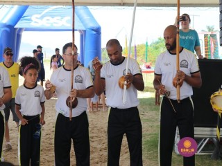 
<a style='margin-left: 5px;' class='btn btn-xs btn-social btn-facebook' href='https://www.facebook.com/sharer/sharer.php?u=https://www.boladovale.com.br/imgs/800-800-90/conteudo/fotos/1375/img2929.jpg' rel='popup' data-width='500' data-height='400'><i class='fa fa-facebook'></i>Compartilhar <span class='hidden-xs'>no Facebook</span>
</a> 
<a class='btn btn-default btn-xs' target='_blank' href='imgs/800-800-90/conteudo/fotos/1375/img2929.jpg'>
<span class='glyphicon glyphicon-cloud-download'></span> Salvar
</a> 
<span></span>