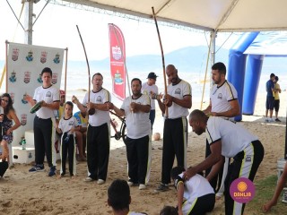 
<a style='margin-left: 5px;' class='btn btn-xs btn-social btn-facebook' href='https://www.facebook.com/sharer/sharer.php?u=https://www.boladovale.com.br/imgs/800-800-90/conteudo/fotos/1375/img2995.jpg' rel='popup' data-width='500' data-height='400'><i class='fa fa-facebook'></i>Compartilhar <span class='hidden-xs'>no Facebook</span>
</a> 
<a class='btn btn-default btn-xs' target='_blank' href='imgs/800-800-90/conteudo/fotos/1375/img2995.jpg'>
<span class='glyphicon glyphicon-cloud-download'></span> Salvar
</a> 
<span></span>