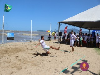 
<a style='margin-left: 5px;' class='btn btn-xs btn-social btn-facebook' href='https://www.facebook.com/sharer/sharer.php?u=https://www.boladovale.com.br/imgs/800-800-90/conteudo/fotos/1376/img3061.jpg' rel='popup' data-width='500' data-height='400'><i class='fa fa-facebook'></i>Compartilhar <span class='hidden-xs'>no Facebook</span>
</a> 
<a class='btn btn-default btn-xs' target='_blank' href='imgs/800-800-90/conteudo/fotos/1376/img3061.jpg'>
<span class='glyphicon glyphicon-cloud-download'></span> Salvar
</a> 
<span></span>