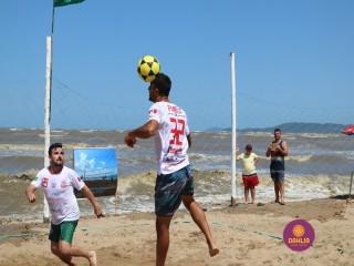 
<a style='margin-left: 5px;' class='btn btn-xs btn-social btn-facebook' href='https://www.facebook.com/sharer/sharer.php?u=https://www.boladovale.com.br/imgs/800-800-90/conteudo/fotos/1376/img3086.jpg' rel='popup' data-width='500' data-height='400'><i class='fa fa-facebook'></i>Compartilhar <span class='hidden-xs'>no Facebook</span>
</a> 
<a class='btn btn-default btn-xs' target='_blank' href='imgs/800-800-90/conteudo/fotos/1376/img3086.jpg'>
<span class='glyphicon glyphicon-cloud-download'></span> Salvar
</a> 
<span></span>