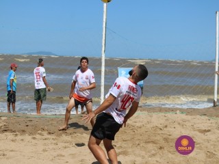 
<a style='margin-left: 5px;' class='btn btn-xs btn-social btn-facebook' href='https://www.facebook.com/sharer/sharer.php?u=https://www.boladovale.com.br/imgs/800-800-90/conteudo/fotos/1376/img3105.jpg' rel='popup' data-width='500' data-height='400'><i class='fa fa-facebook'></i>Compartilhar <span class='hidden-xs'>no Facebook</span>
</a> 
<a class='btn btn-default btn-xs' target='_blank' href='imgs/800-800-90/conteudo/fotos/1376/img3105.jpg'>
<span class='glyphicon glyphicon-cloud-download'></span> Salvar
</a> 
<span></span>
