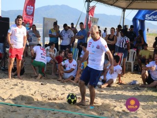 
<a style='margin-left: 5px;' class='btn btn-xs btn-social btn-facebook' href='https://www.facebook.com/sharer/sharer.php?u=https://www.boladovale.com.br/imgs/800-800-90/conteudo/fotos/1376/img3170.jpg' rel='popup' data-width='500' data-height='400'><i class='fa fa-facebook'></i>Compartilhar <span class='hidden-xs'>no Facebook</span>
</a> 
<a class='btn btn-default btn-xs' target='_blank' href='imgs/800-800-90/conteudo/fotos/1376/img3170.jpg'>
<span class='glyphicon glyphicon-cloud-download'></span> Salvar
</a> 
<span></span>