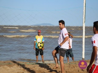 
<a style='margin-left: 5px;' class='btn btn-xs btn-social btn-facebook' href='https://www.facebook.com/sharer/sharer.php?u=https://www.boladovale.com.br/imgs/800-800-90/conteudo/fotos/1376/img3179.jpg' rel='popup' data-width='500' data-height='400'><i class='fa fa-facebook'></i>Compartilhar <span class='hidden-xs'>no Facebook</span>
</a> 
<a class='btn btn-default btn-xs' target='_blank' href='imgs/800-800-90/conteudo/fotos/1376/img3179.jpg'>
<span class='glyphicon glyphicon-cloud-download'></span> Salvar
</a> 
<span></span>