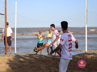 
<a style='margin-left: 5px;' class='btn btn-xs btn-social btn-facebook' href='https://www.facebook.com/sharer/sharer.php?u=https://www.boladovale.com.br/imgs/800-800-90/conteudo/fotos/1376/img3240.jpg' rel='popup' data-width='500' data-height='400'><i class='fa fa-facebook'></i>Compartilhar <span class='hidden-xs'>no Facebook</span>
</a> 
<a class='btn btn-default btn-xs' target='_blank' href='imgs/800-800-90/conteudo/fotos/1376/img3240.jpg'>
<span class='glyphicon glyphicon-cloud-download'></span> Salvar
</a> 
<span></span>