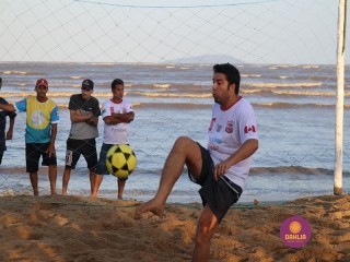 
<a style='margin-left: 5px;' class='btn btn-xs btn-social btn-facebook' href='https://www.facebook.com/sharer/sharer.php?u=https://www.boladovale.com.br/imgs/800-800-90/conteudo/fotos/1376/img3288.jpg' rel='popup' data-width='500' data-height='400'><i class='fa fa-facebook'></i>Compartilhar <span class='hidden-xs'>no Facebook</span>
</a> 
<a class='btn btn-default btn-xs' target='_blank' href='imgs/800-800-90/conteudo/fotos/1376/img3288.jpg'>
<span class='glyphicon glyphicon-cloud-download'></span> Salvar
</a> 
<span></span>