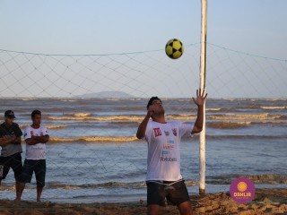 
<a style='margin-left: 5px;' class='btn btn-xs btn-social btn-facebook' href='https://www.facebook.com/sharer/sharer.php?u=https://www.boladovale.com.br/imgs/800-800-90/conteudo/fotos/1376/img3292.jpg' rel='popup' data-width='500' data-height='400'><i class='fa fa-facebook'></i>Compartilhar <span class='hidden-xs'>no Facebook</span>
</a> 
<a class='btn btn-default btn-xs' target='_blank' href='imgs/800-800-90/conteudo/fotos/1376/img3292.jpg'>
<span class='glyphicon glyphicon-cloud-download'></span> Salvar
</a> 
<span></span>