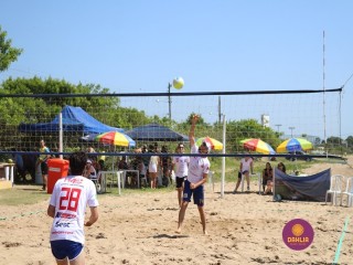 
<a style='margin-left: 5px;' class='btn btn-xs btn-social btn-facebook' href='https://www.facebook.com/sharer/sharer.php?u=https://www.boladovale.com.br/imgs/800-800-90/conteudo/fotos/1377/img3397.jpg' rel='popup' data-width='500' data-height='400'><i class='fa fa-facebook'></i>Compartilhar <span class='hidden-xs'>no Facebook</span>
</a> 
<a class='btn btn-default btn-xs' target='_blank' href='imgs/800-800-90/conteudo/fotos/1377/img3397.jpg'>
<span class='glyphicon glyphicon-cloud-download'></span> Salvar
</a> 
<span></span>