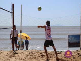 
<a style='margin-left: 5px;' class='btn btn-xs btn-social btn-facebook' href='https://www.facebook.com/sharer/sharer.php?u=https://www.boladovale.com.br/imgs/800-800-90/conteudo/fotos/1377/img3409.jpg' rel='popup' data-width='500' data-height='400'><i class='fa fa-facebook'></i>Compartilhar <span class='hidden-xs'>no Facebook</span>
</a> 
<a class='btn btn-default btn-xs' target='_blank' href='imgs/800-800-90/conteudo/fotos/1377/img3409.jpg'>
<span class='glyphicon glyphicon-cloud-download'></span> Salvar
</a> 
<span></span>