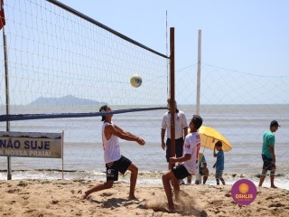 
<a style='margin-left: 5px;' class='btn btn-xs btn-social btn-facebook' href='https://www.facebook.com/sharer/sharer.php?u=https://www.boladovale.com.br/imgs/800-800-90/conteudo/fotos/1377/img3415.jpg' rel='popup' data-width='500' data-height='400'><i class='fa fa-facebook'></i>Compartilhar <span class='hidden-xs'>no Facebook</span>
</a> 
<a class='btn btn-default btn-xs' target='_blank' href='imgs/800-800-90/conteudo/fotos/1377/img3415.jpg'>
<span class='glyphicon glyphicon-cloud-download'></span> Salvar
</a> 
<span></span>