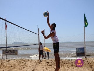 
<a style='margin-left: 5px;' class='btn btn-xs btn-social btn-facebook' href='https://www.facebook.com/sharer/sharer.php?u=https://www.boladovale.com.br/imgs/800-800-90/conteudo/fotos/1377/img3423.jpg' rel='popup' data-width='500' data-height='400'><i class='fa fa-facebook'></i>Compartilhar <span class='hidden-xs'>no Facebook</span>
</a> 
<a class='btn btn-default btn-xs' target='_blank' href='imgs/800-800-90/conteudo/fotos/1377/img3423.jpg'>
<span class='glyphicon glyphicon-cloud-download'></span> Salvar
</a> 
<span></span>