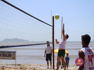 
<a style='margin-left: 5px;' class='btn btn-xs btn-social btn-facebook' href='https://www.facebook.com/sharer/sharer.php?u=https://www.boladovale.com.br/imgs/800-800-90/conteudo/fotos/1377/img3438.jpg' rel='popup' data-width='500' data-height='400'><i class='fa fa-facebook'></i>Compartilhar <span class='hidden-xs'>no Facebook</span>
</a> 
<a class='btn btn-default btn-xs' target='_blank' href='imgs/800-800-90/conteudo/fotos/1377/img3438.jpg'>
<span class='glyphicon glyphicon-cloud-download'></span> Salvar
</a> 
<span></span>