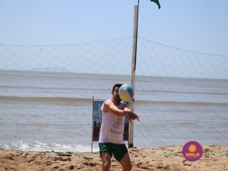 
<a style='margin-left: 5px;' class='btn btn-xs btn-social btn-facebook' href='https://www.facebook.com/sharer/sharer.php?u=https://www.boladovale.com.br/imgs/800-800-90/conteudo/fotos/1377/img3440.jpg' rel='popup' data-width='500' data-height='400'><i class='fa fa-facebook'></i>Compartilhar <span class='hidden-xs'>no Facebook</span>
</a> 
<a class='btn btn-default btn-xs' target='_blank' href='imgs/800-800-90/conteudo/fotos/1377/img3440.jpg'>
<span class='glyphicon glyphicon-cloud-download'></span> Salvar
</a> 
<span></span>